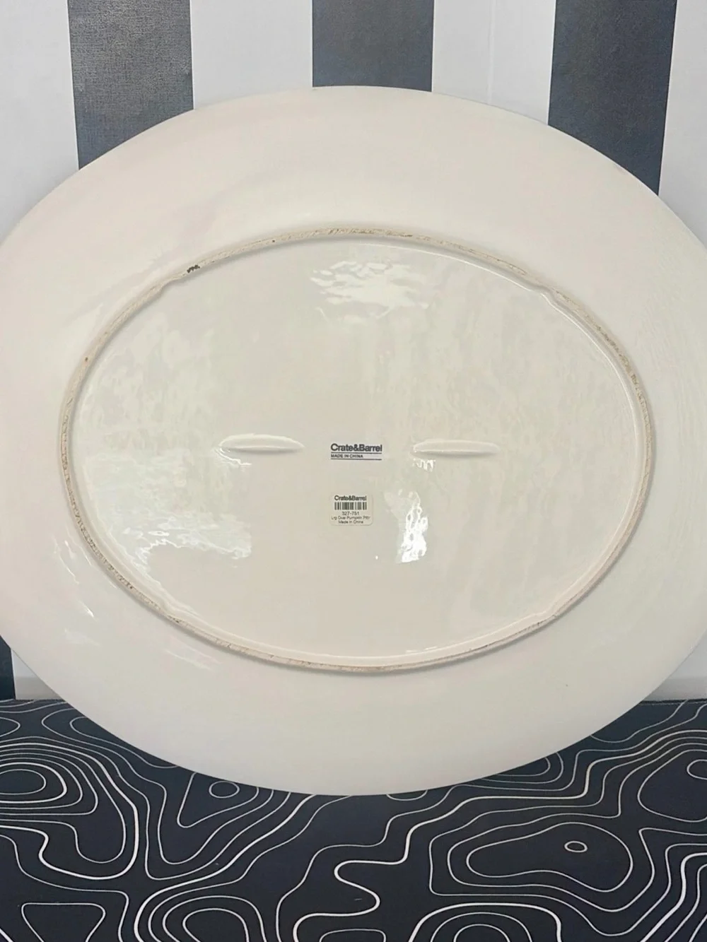 Crate & Barrel Large Oval Serving Platter 18